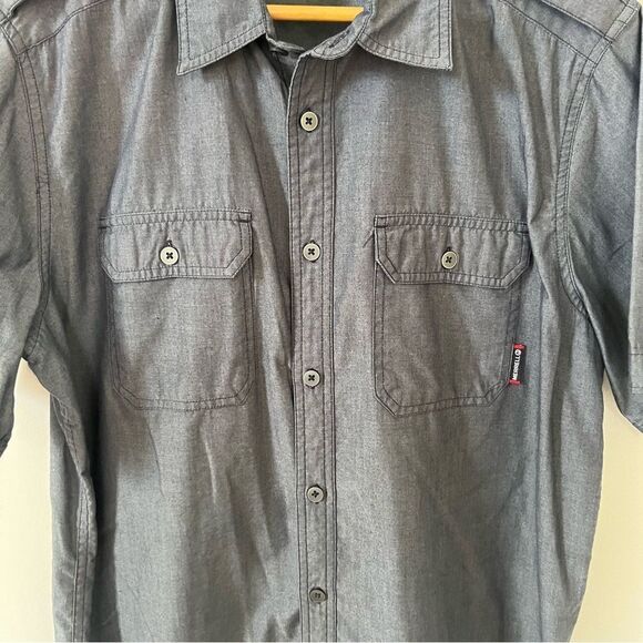 Merrell Dark Grey Short Sleeve Casual Button Down Shirt - Picture 5 of 8